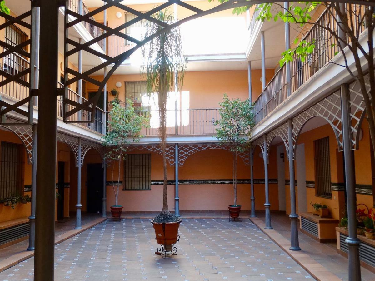 Apartamento El Barranco Seville Exterior photo